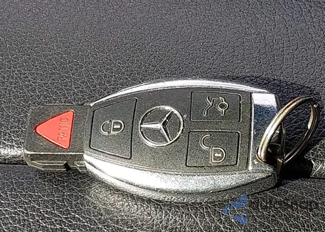 2017 Mercedes-Benz Glc 300 from USA, damaged, VIN WDC0G4JB4HF131468